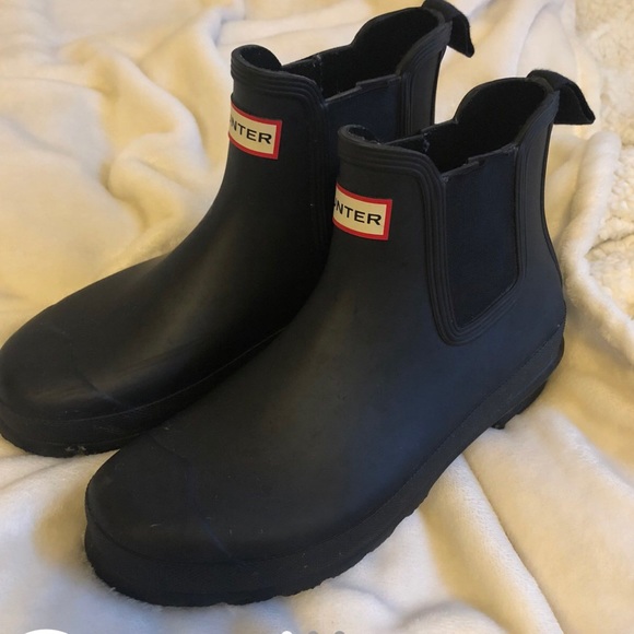 hunter matte black chelsea boots